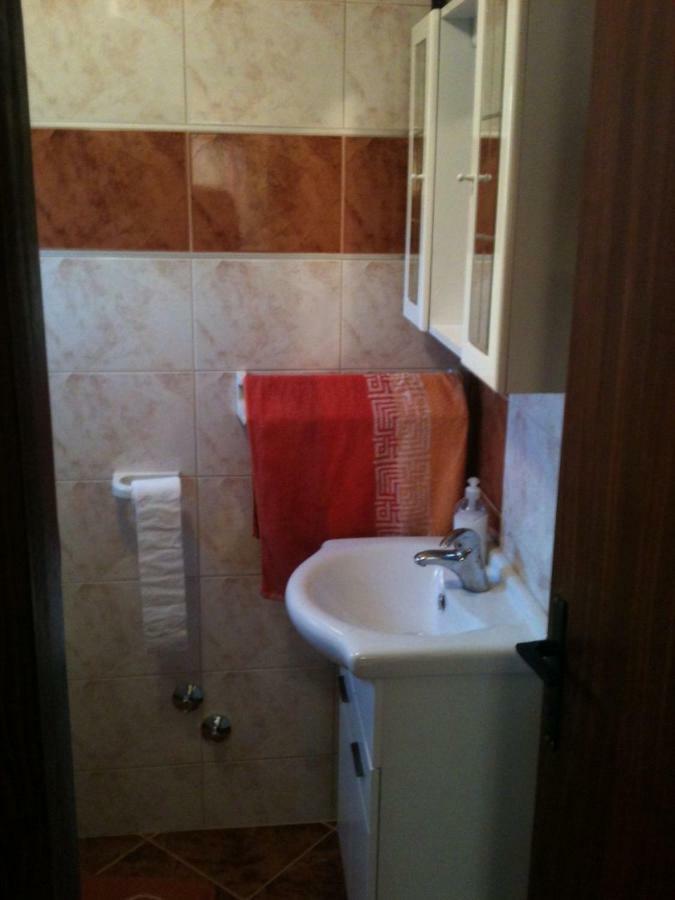 لوبار Apartments Bela - Sea View المظهر الخارجي الصورة