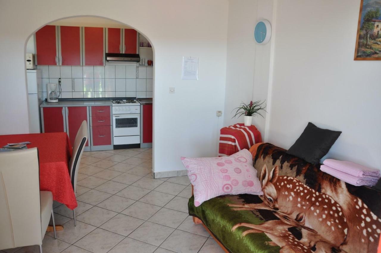 لوبار Apartments Bela - Sea View المظهر الخارجي الصورة
